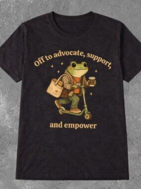 Social Work T-Shirt, Funny Frog Social Worker Tee
